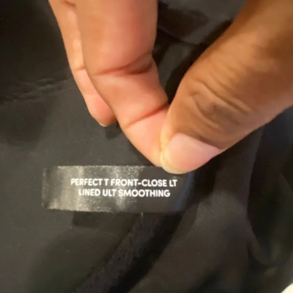 Torrid perfect T front close lined smoothing bra size 40D
